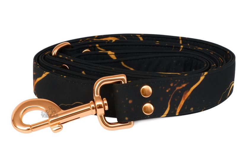 Rose gold kování