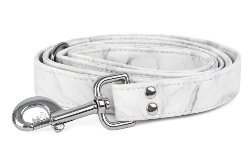 Stříbrné kování